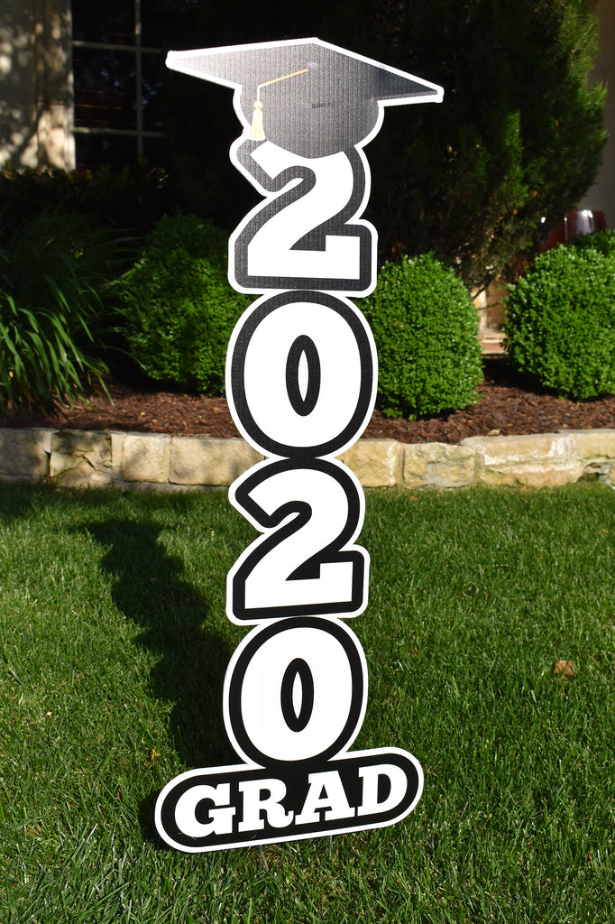 Grad Vertical Sign Graduation - 2020 Vertical Grad w/ Cap